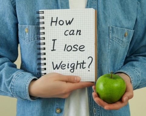 Hızlı Kilo Verme Tuzakları: Diyetisyeninizden Sürdürülebilir Beslenmenin 3 Anahtarı